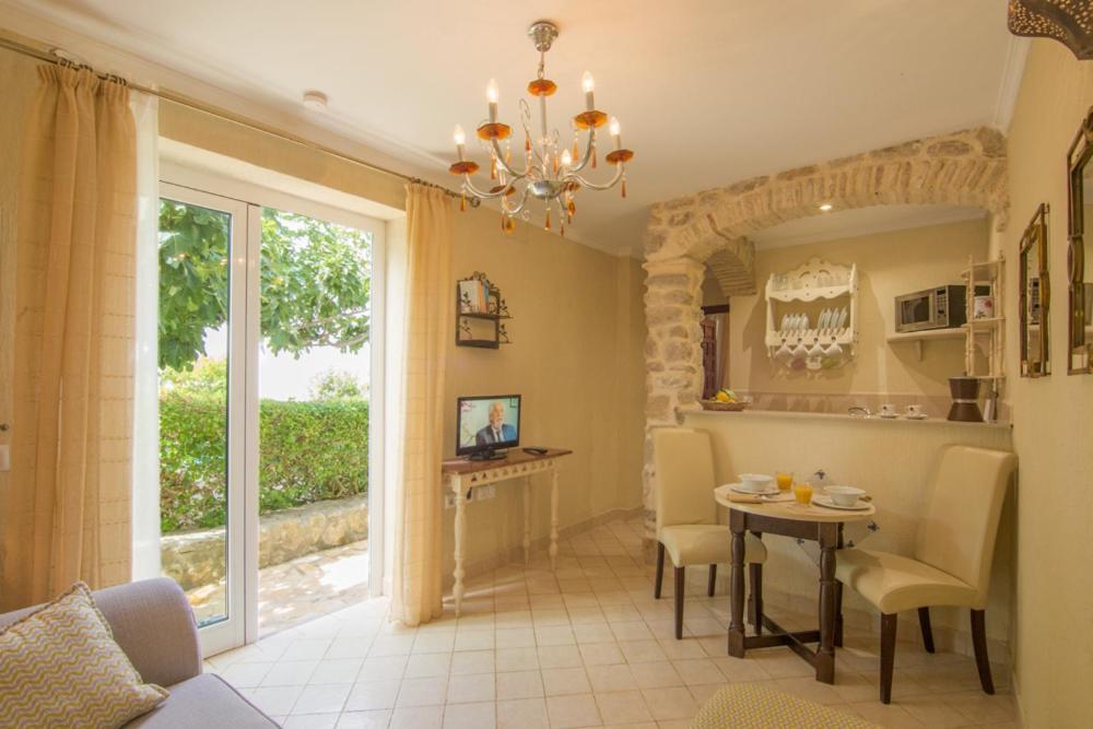La Vista De Medina Studios & Apartments ภายนอก รูปภาพ